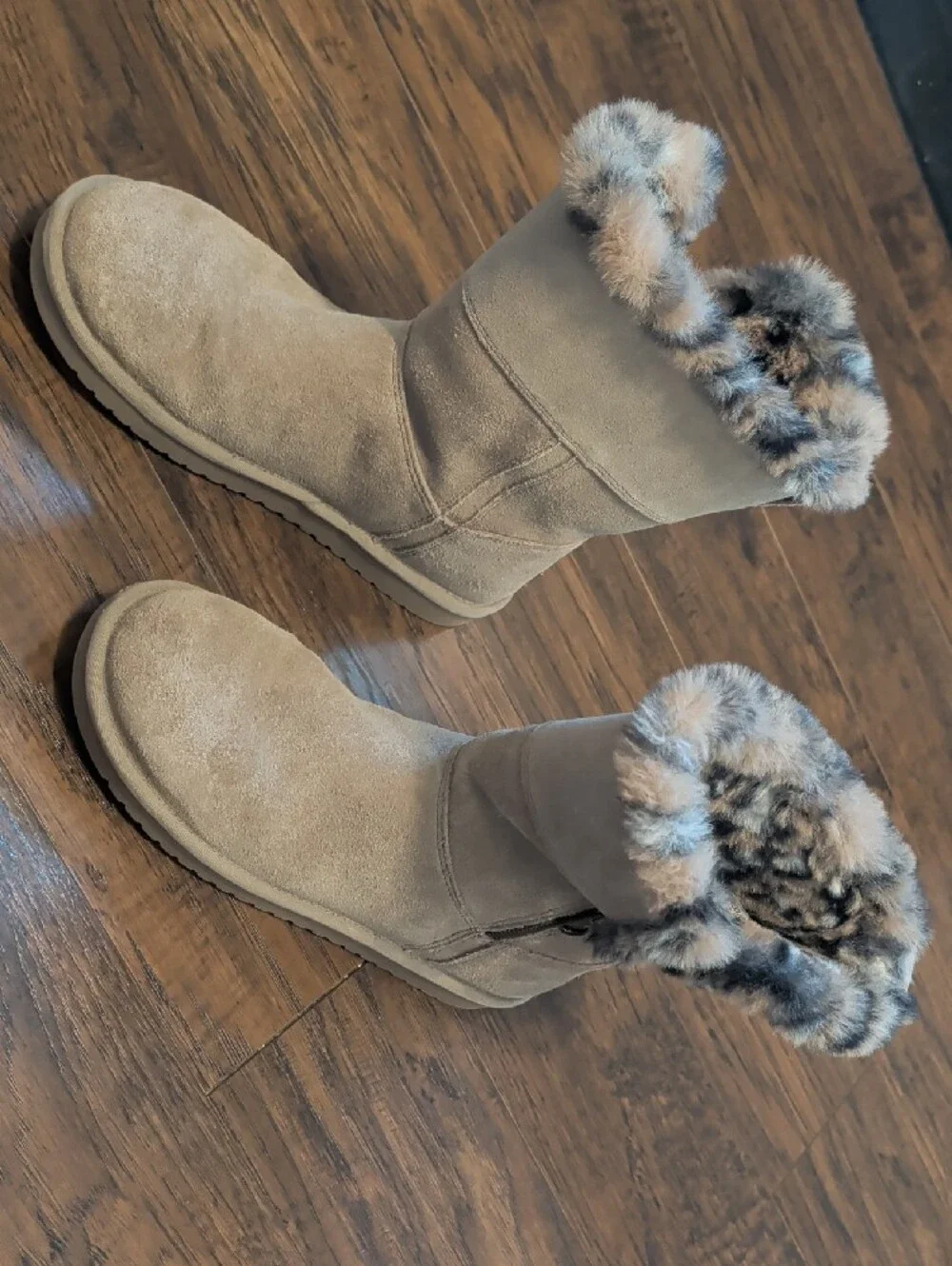 Plush Faux-Fur Trim Tan Winter Boots - Women